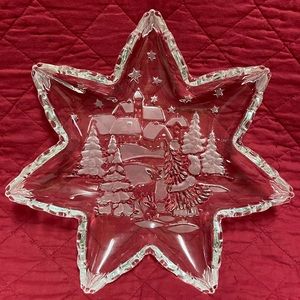 Vintage Mikasa Holiday Classics Christmas Winter Wonderland Star Glass Platter